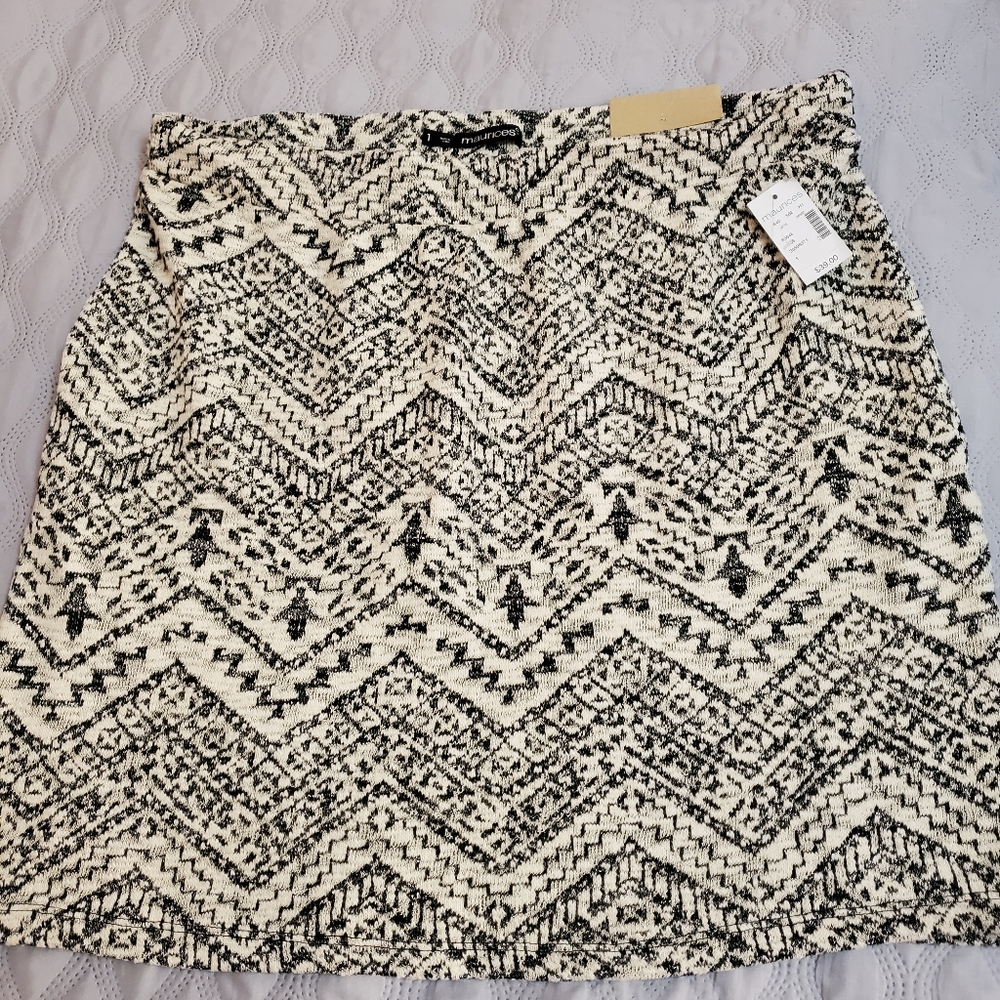 Plus Size 1 maurices skirt NWT